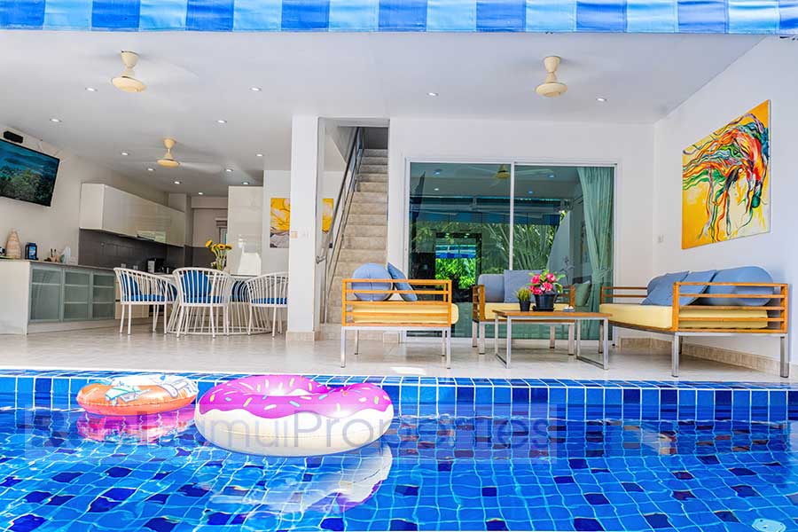 3-Bed 150 sqm Contemporary Private Pool Duplex, Bang Por
